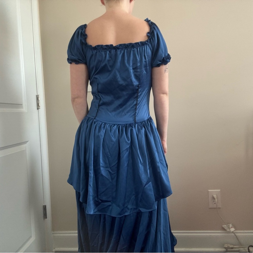 Victorian Choice Renaissance Tiered Hem Dress - Picture 3 of 11